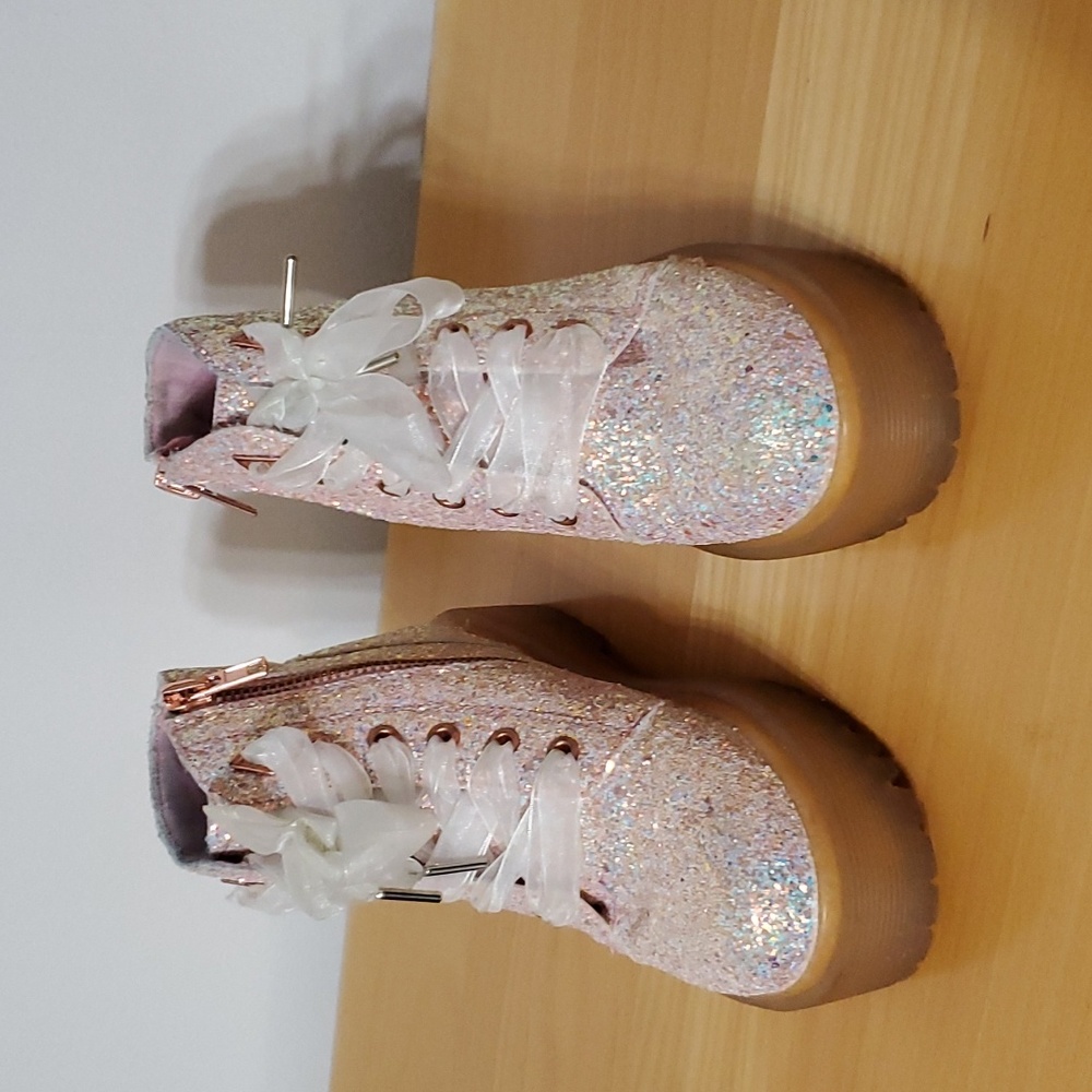 YRU 'Slayr Glitter', Barbie Pink Combat Boot Size 6